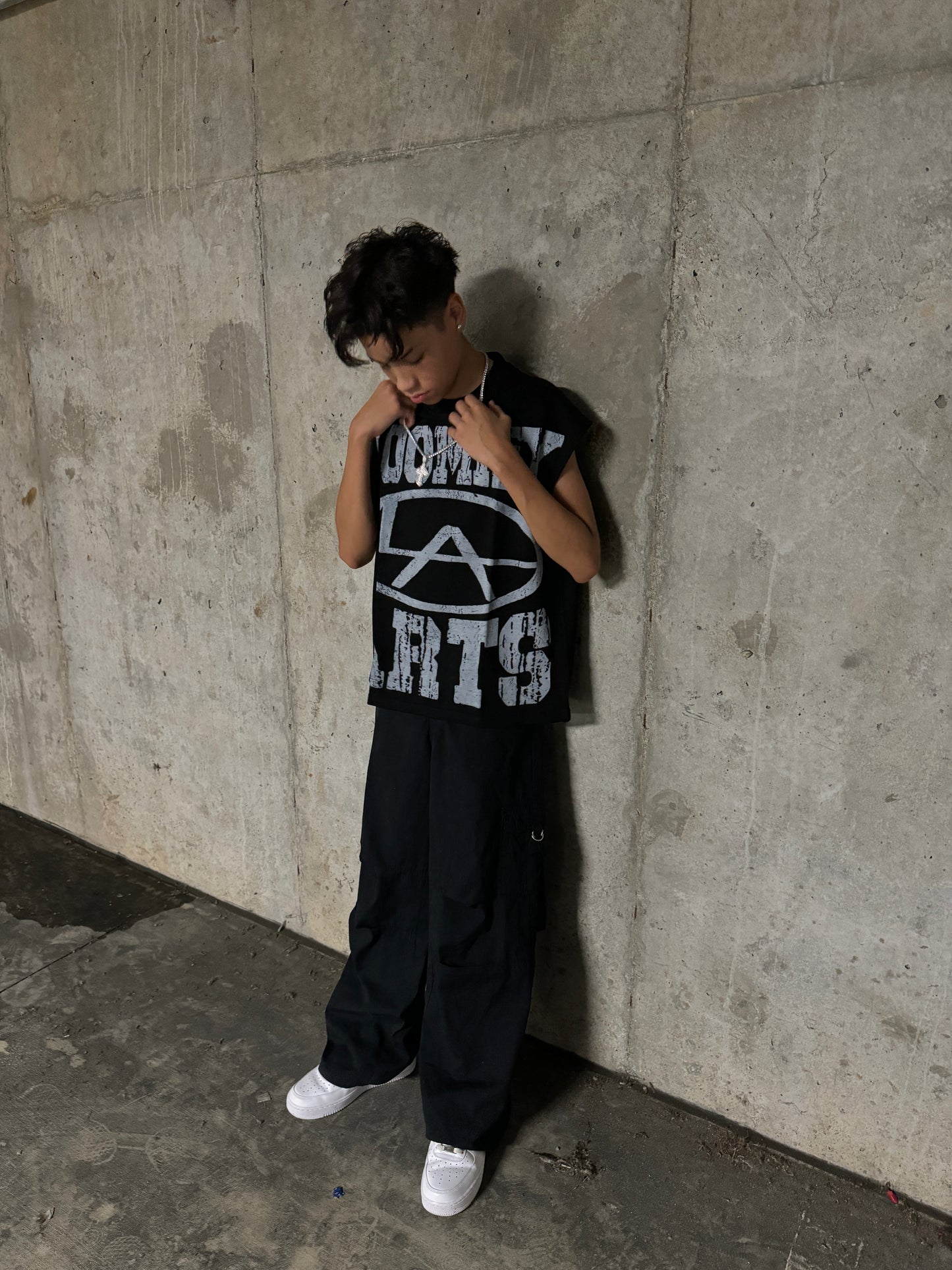 LA® SCARS SLEEVELESS TEE