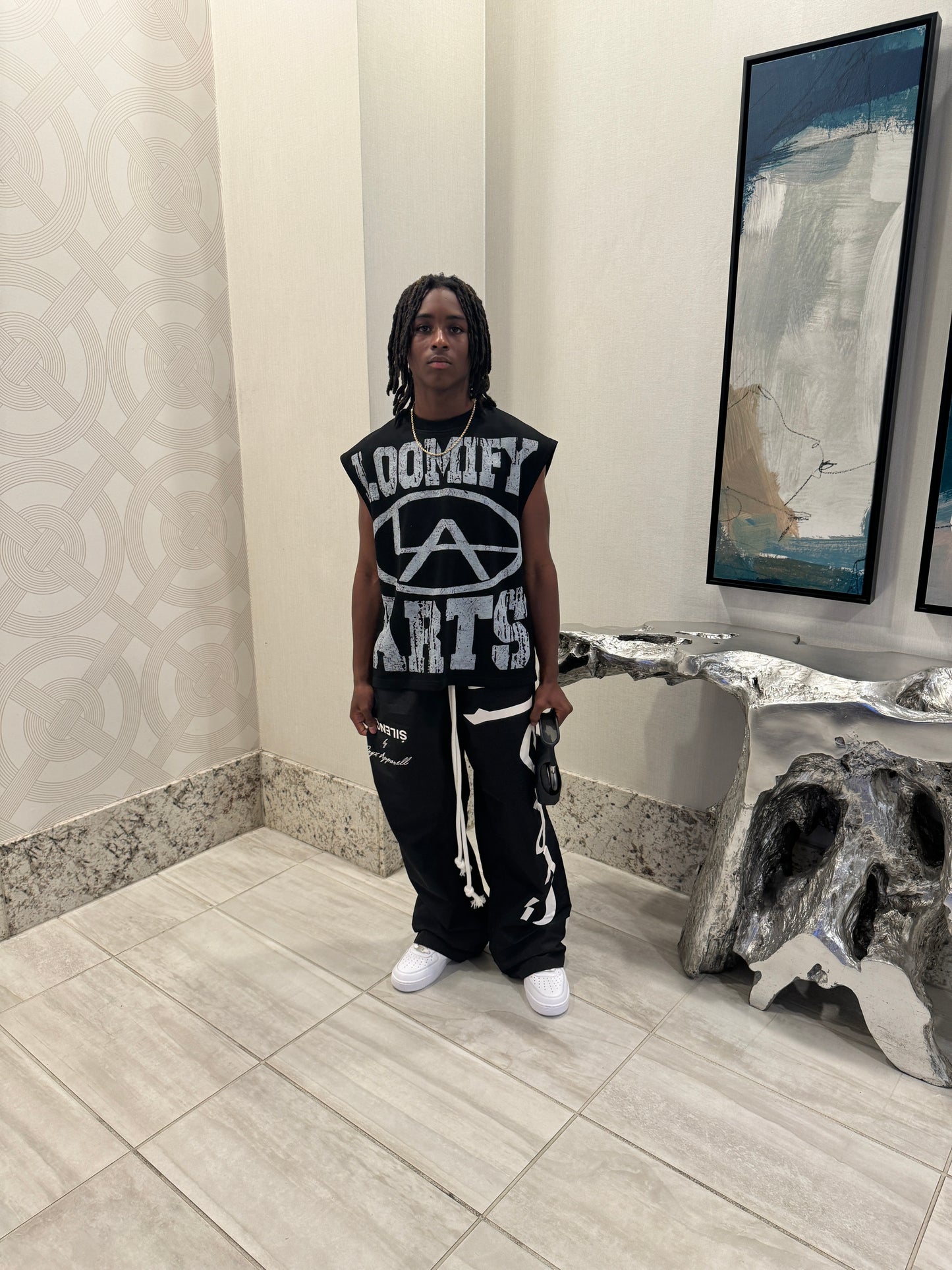 LA® SCARS SLEEVELESS TEE